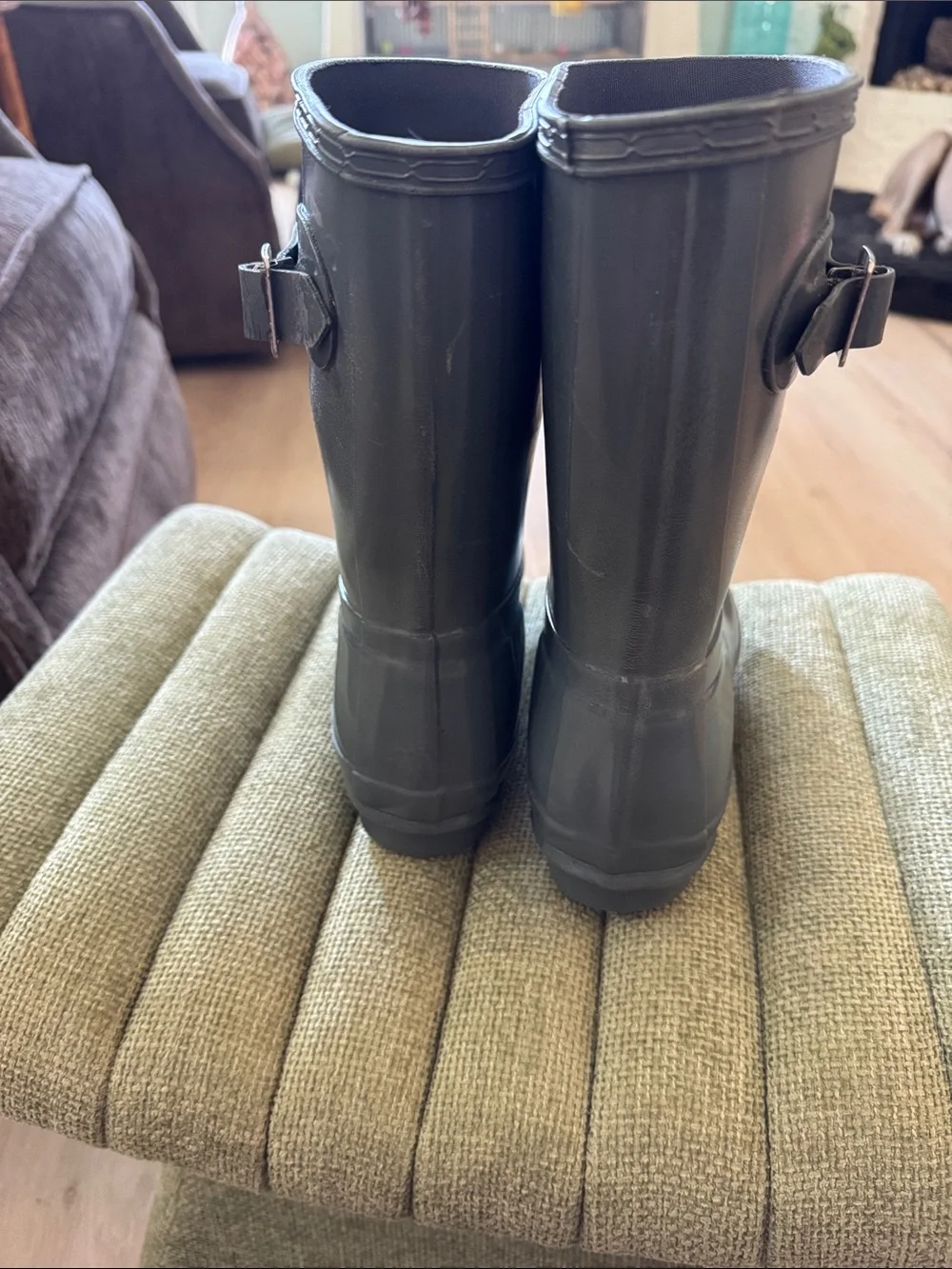 Hunter Glossy Green Mid Rain Boots